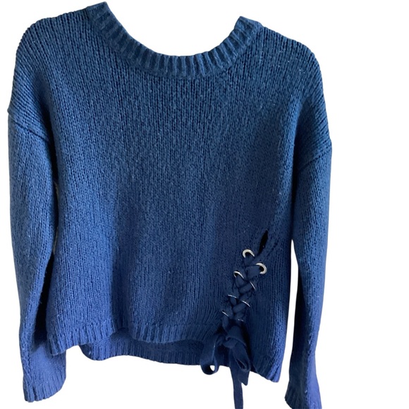 Elan Sweaters - Elan Sweater size M